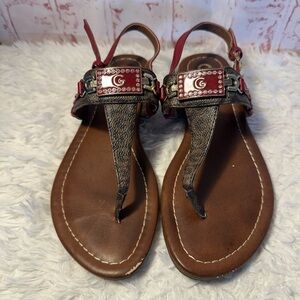 GBG Los Angeles Sandals Sz 8M‎ GUESS Brown Burgundy Thong Ankle Strap Flats